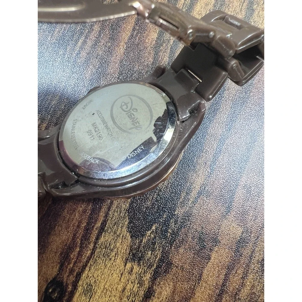 Disney Resort‎ Mickey Watch Rhinechips Gold Brown Gold Face Japan Accutime